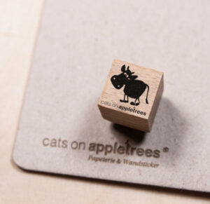 Cats on Appletrees - Houten stempel - 15x15mm - Erika the Cow